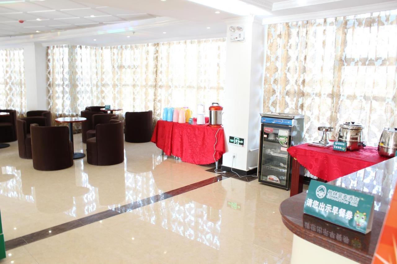 Greentree Inn Shanghai Pudong Airport Wild Animal Park Express Hotel Nanhui Exterior foto